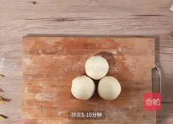 Illustration of how to make egg toast 6