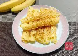 Illustration of how to make crispy egg rolls 7