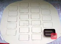 Saltine Crackers Illustration of how to do it 8