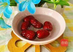 Barley, Red Dates and Tremella Soup Recipe Illustration 5