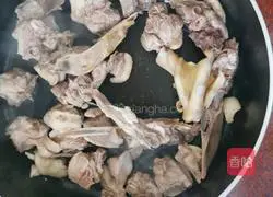 Illustration of braised duck with Zhuhou sauce 3