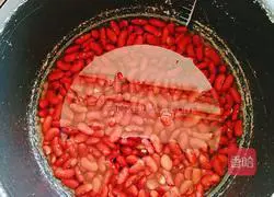 Illustration of how to make fancy bean paste cakes (homemade bean paste filling) 1