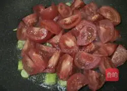 Illustration of how to make tomato and egg soup 5