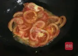 Illustration of how to make tomato and egg drop soup 6