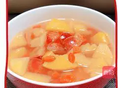 Illustration of how to fish fruits in sugar water 8