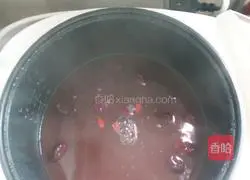 Illustration of the recipe of Wuhong Blood Replenishing and Beauty Soup 5