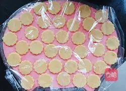 Illustration of how to make sweet potato and egg pancakes 9