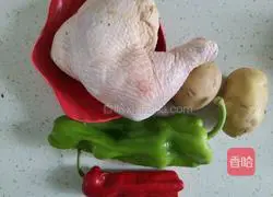 Illustration of how to cook chicken legs stewed with potatoes 1