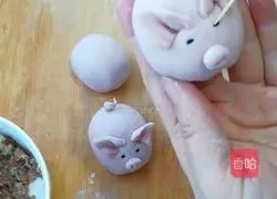 Illustration of how to make piglet fresh meat buns 9