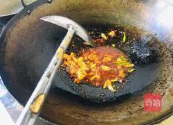 Illustration of how to stir-fry dry pepper, shredded potatoes and stir-fry noodles 6