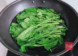 Spinach, green algae and egg drop soup recipe 2