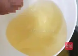 Illustration of how to make Xiaokou Crisp 2