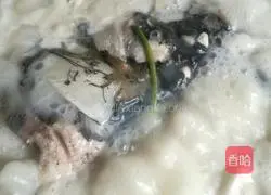 Illustration of how to make stewed fish head and tofu soup 13