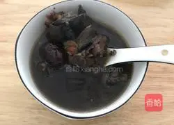 Illustration of how to make Bazhen black-bone chicken soup 3