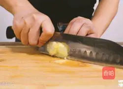 Illustration of how to make sandworm and winter melon soup 4