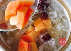 Papaya and Tremella Soup Illustration 11