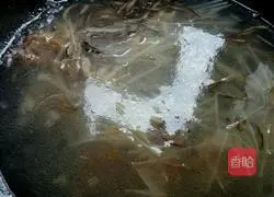 Illustration of how to make boiled dried shreds 14