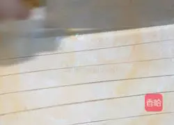 Illustration of how to make carrot noodles 8