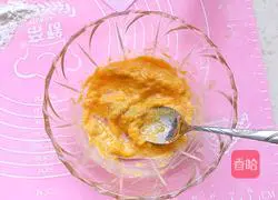 Illustration of how to make mini colorful steamed buns 3