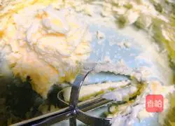 Illustration of how to make cherry blossom cookies 4