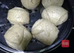 Illustration of how to make red date steamed buns 4