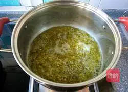 Illustration of how to make mung bean paste 1