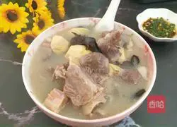 Illustration of how to stew duck gizzards with tube bones 14