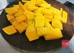 Pumpkin Corn Tremella Soup Recipe Illustration 5