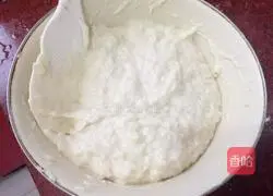 Illustration of how to make white flour cake 5