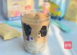 Illustration of making dirty oat milk coffee 13