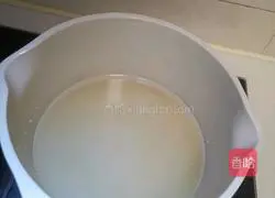 Illustration of how to make inversion syrup 3