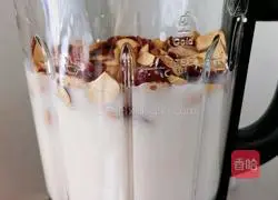 Illustration of how to make beauty peanut and red date dew 3