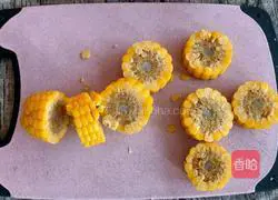 Illustration of how to make radish, corn and chicken soup 8