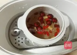 Recipe for Tremella, Red Dates and Wolfberry Beauty Soup 6