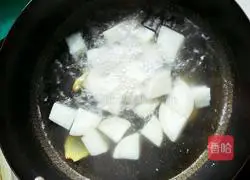 Illustration of how to make mutton and radish soup 7