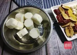 Illustration of how to nourish stomach rice cereal 2