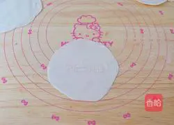 Illustration of how to make three fresh buns with dumpling skin 10