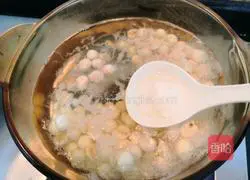Osmanthus, coconut milk and lotus seed soup recipe 6