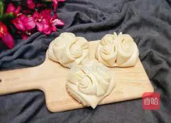 Illustration of how to make steamed flower rolls 23
