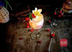 Illustration of how to make cranberry-flavored yogurt drink 7