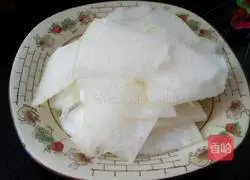 Winter Melon Meatball Soup Illustration 1