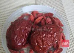 Recipe for Lily Peanut Tremella Lotus Seed Soup 5