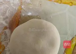 Illustration of how to make green onion cake 6