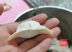 Illustration of how to make fish and meat dumplings 6