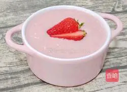 Strawberry Banana Milkshake Recipe Illustration 10