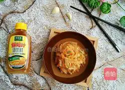 Illustration of how to make spicy and sour shredded radish 8