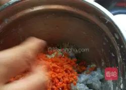 Illustration of how to make shrimp dumplings, powdered fruit and chicken crown dumplings 12