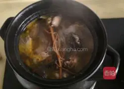 Illustration of how to make Angelica Hen Soup 4