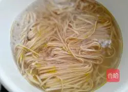 Illustration of how to make multi-flavor noodles 3 