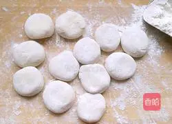 Illustration of making fried dough buns 12